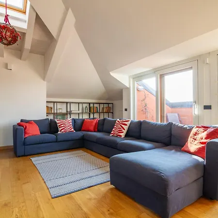 Attico In Un'oasi Di Sui Navigli Appartamento