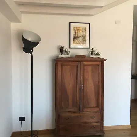 Appartamento Attico In Un'oasi Di Sui Navigli *