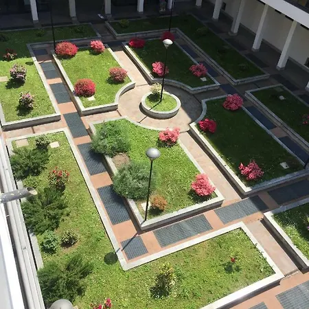 Attico In Un'oasi Di Sui Navigli Appartamento
