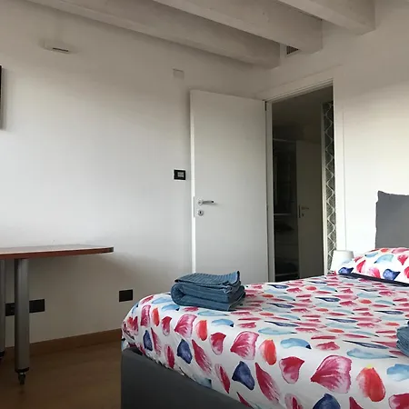 Apartment Attico In Un'oasi Di Sui Navigli - Navigliapartments *